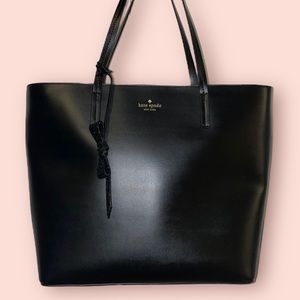 Kate Spade - Seton Drive Karla Smooth Leather Shoulder Tote Bag